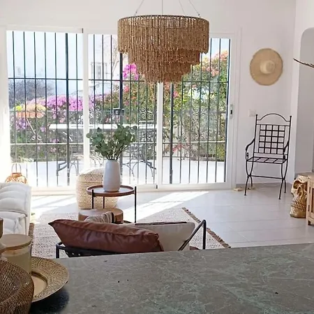 Beautyful Close To Beach With Private Pool *