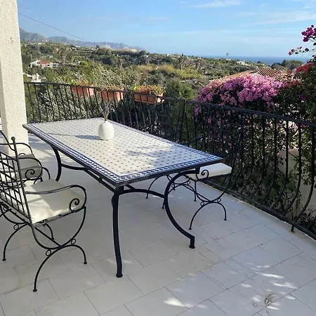 Beautyful Close To Beach With Private Pool Nerja